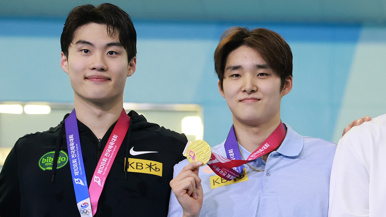 김우민·황선우, 전국체전 계영 400m서 또 한국 신기록…동반 4관왕