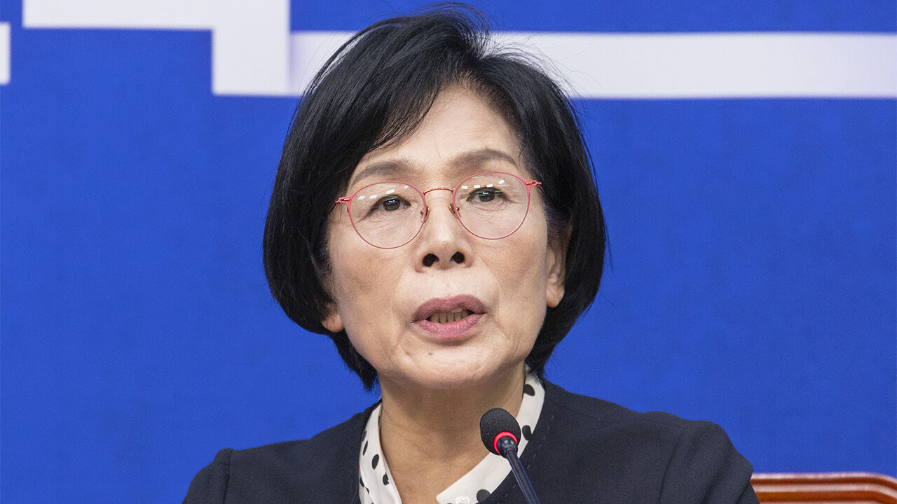 한국기자협회 "최민희 과방위원장, 언론 독립 침해…사과해야"
