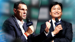 "우승했어도 전력 승부" vs "전북은 잡는다"