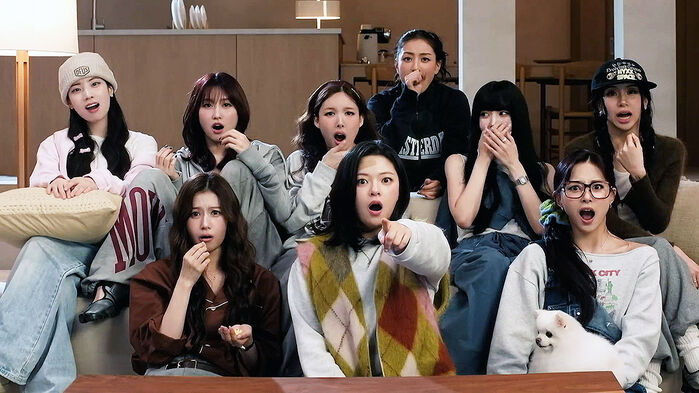 트와이스, 10주년 기념 앨범 빌보드 200 11위