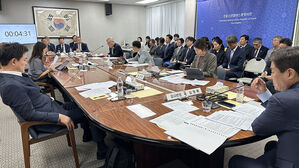 LA 국감서 유승준 비자 문제 또 도마&hellip;김태호 "공권력 지나쳐"