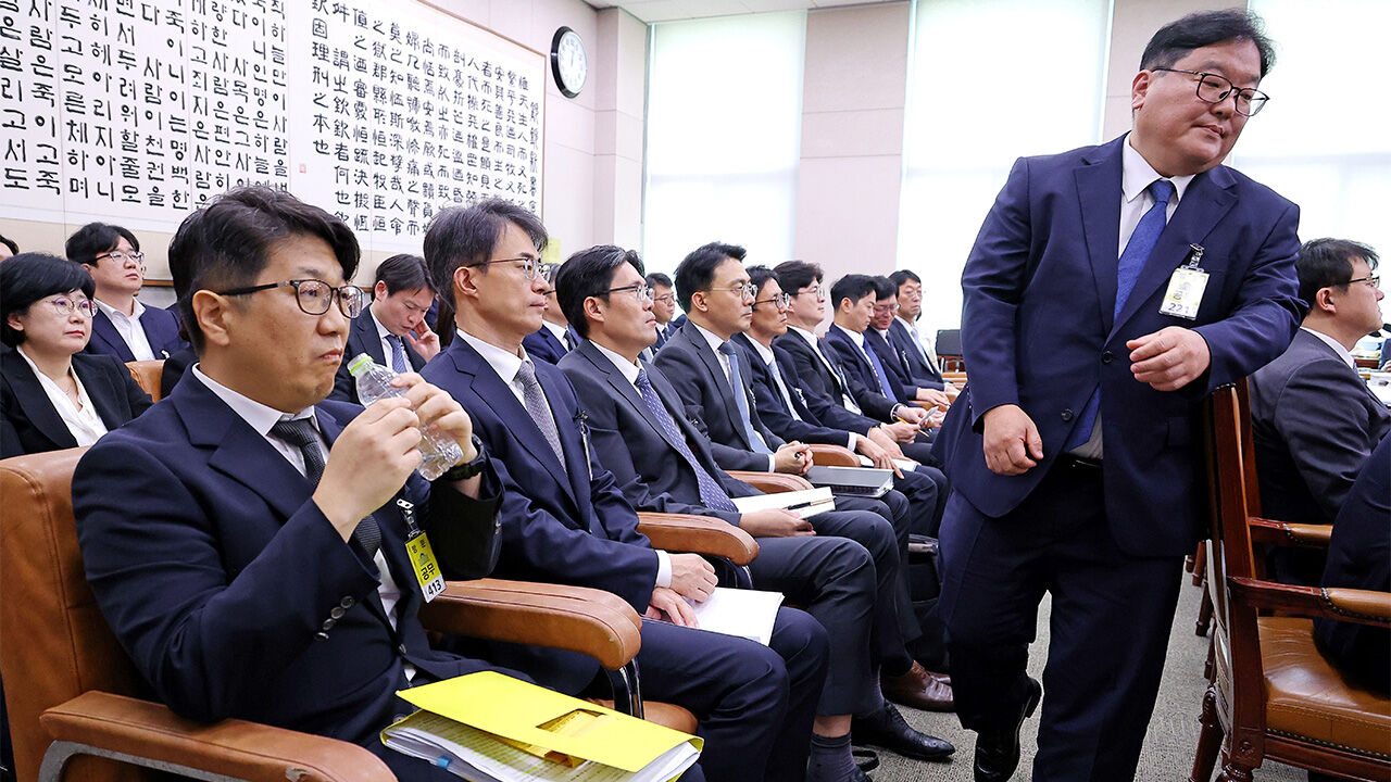 '쿠팡 무혐의 외압 의혹' 문지석 검사 "엄희준 지청장, 말장난·거짓말"