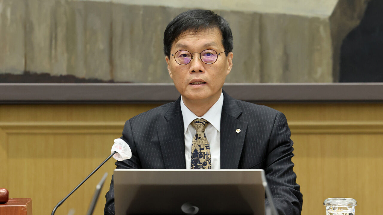 한은총재 "가계부채 위험 많이 사라져…집값은 잘 모르겠다"