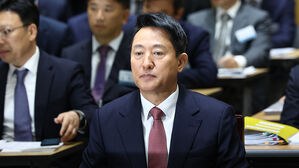 서울시 국감서 '한강버스' 질타&hellip;야당도 "실망스럽다" 지적