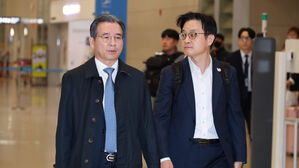 방미 마친 김용범 "한미 아직 핵심쟁점 입장 팽팽…끝까지 노력"