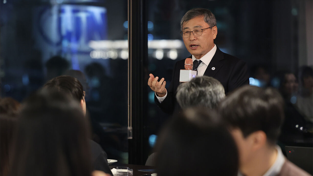서울교육감 "수능 절대평가로…특목고·자사고 줄여야"