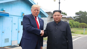 트럼프 "김정은이 원한다면 기꺼이 만날 것"…또 회동 의지 피력