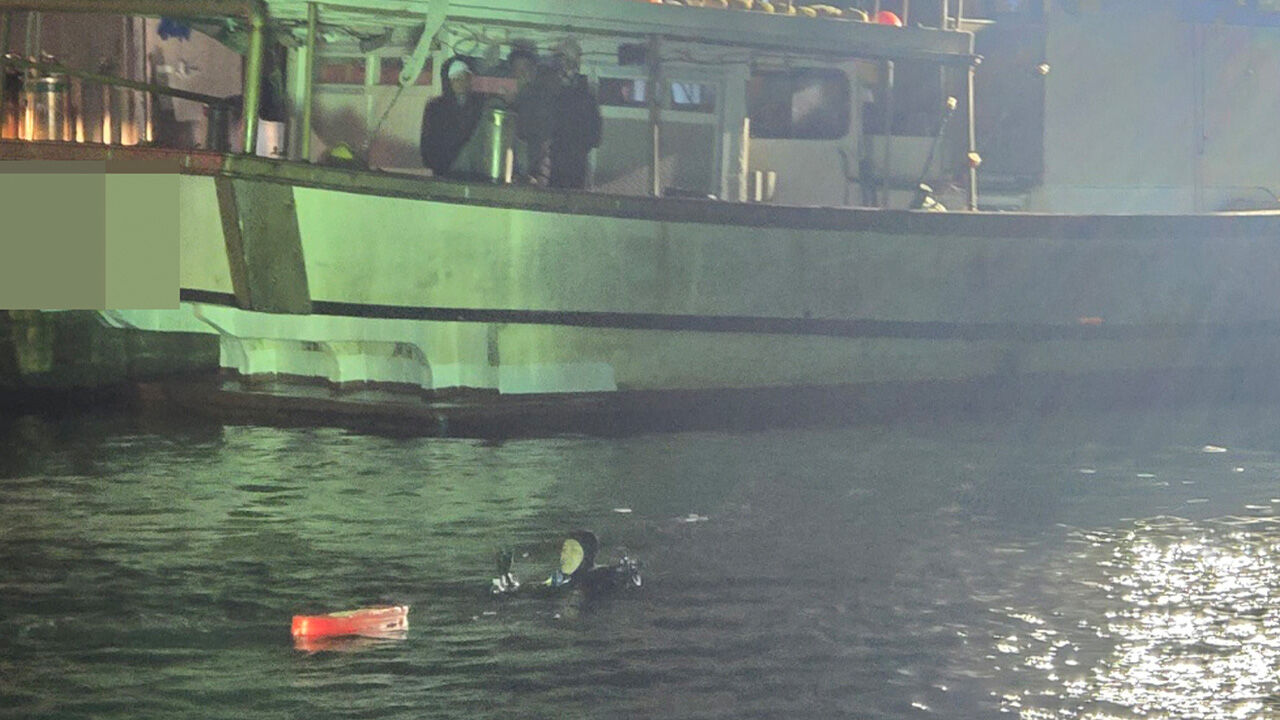 부산 기장 앞바다에 승용차 빠져 50대 운전자 사망