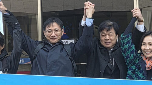 40년 전 마르크스 '자본론' 소지로 징역 3년…재심서 무죄