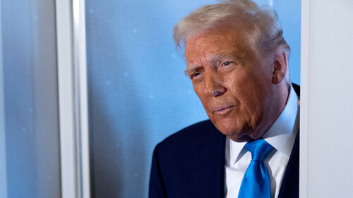 트럼프, '3선 도전' 질문에 "출마 허용 안돼…안타깝다"