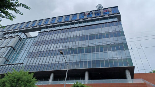 특검 조사 불응한 한기붕 전 극동방송 사장, 다음 달 13일 증인신문