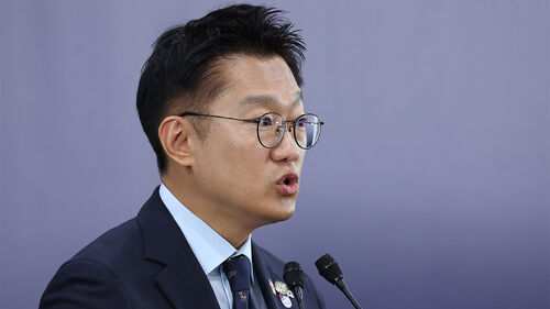 대통령실 "트럼프 '핵추진잠수함 승인' 환영…미국과 긴밀 협조"