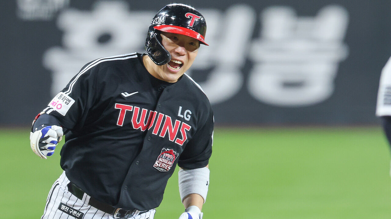 LG 김현수, 포스트시즌 통산 100안타…KBO 역대 2호