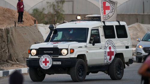 하마스, 시신 2구 인계…이스라엘, 신원 확인 절차 시작