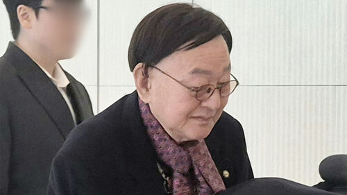 '김건희 일가' 동업자 김충식, 김건희 특검 출석