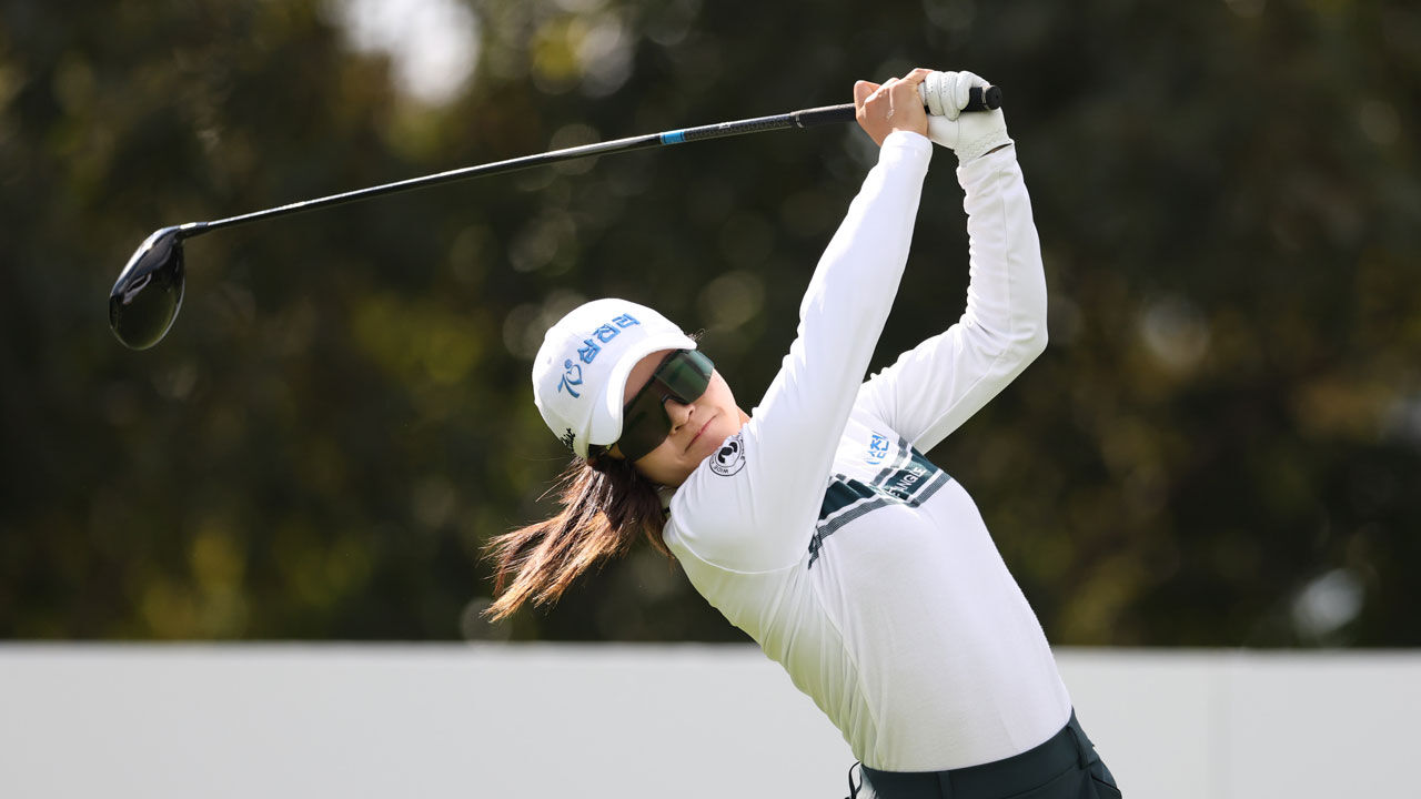 고지원, KLPGA 투어 에쓰오일 챔피언십 2R 단독 선두 도약