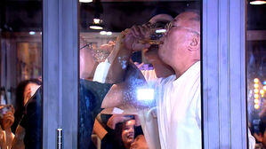 [아리]'소맥 러브샷'에 소탈한 농담들..총수들의 '브로맨스'-ok