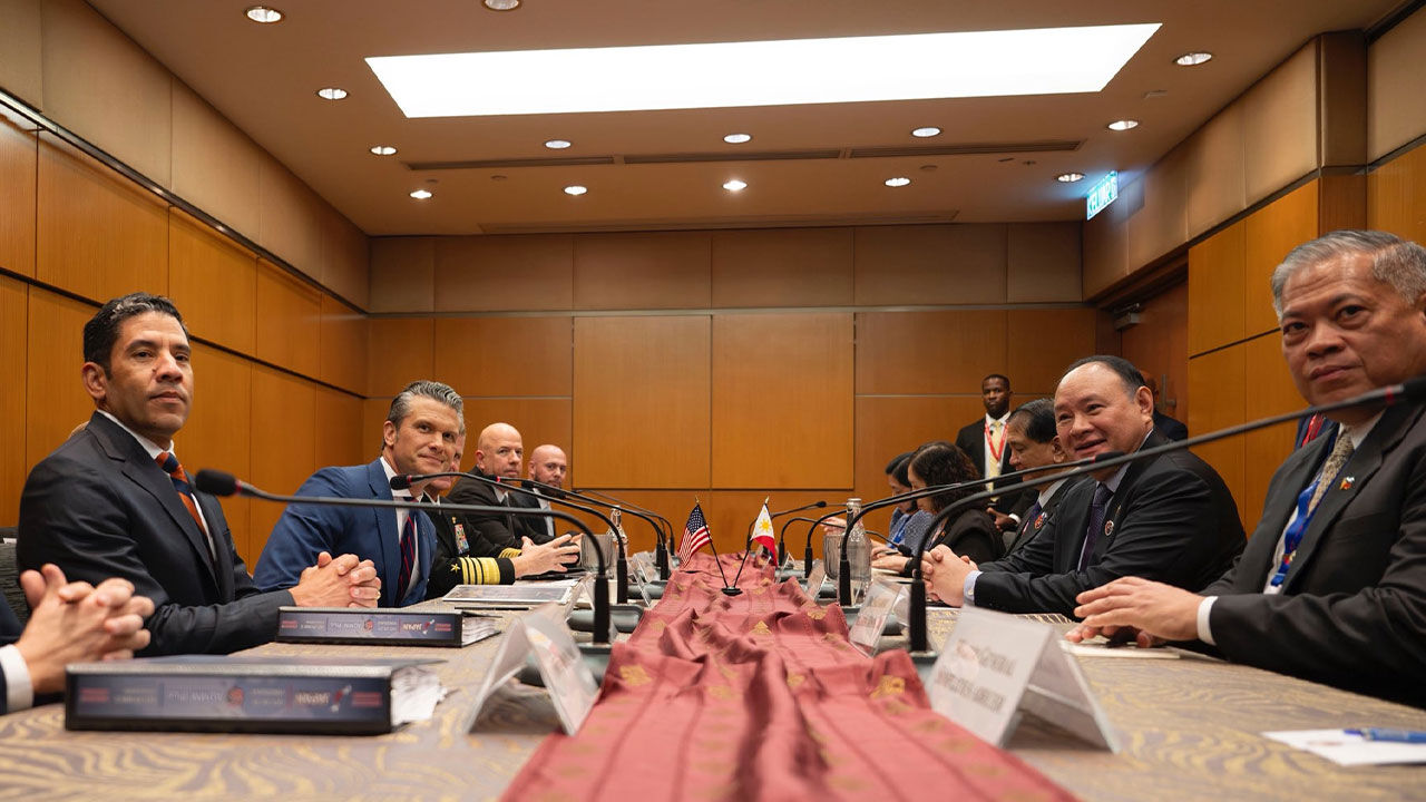 미군, 남중국해 중국 맞서 '필리핀 TF'…잇단 중국견제 행보