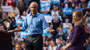 오바마, 트럼프 직격…"백악관 매일 무법·광기 쏟아내"