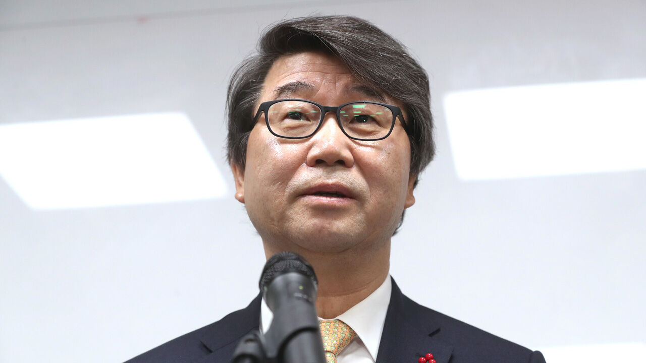 경사노위 위원장에 김지형 전 대법관…"사회적 약자 보호 힘써"