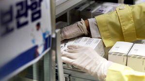 "열 안 떨어져" 병원 '북새통'…"10년 새 최대 유행" 비상