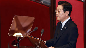 이 대통령 "APEC, 영혼 갈아넣어 총력…실용외교로 국력 키울 것"