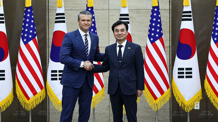 [속보] 미 국방장관 "한국 핵잠수함 도입 적극 지원할 것"