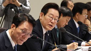 이 대통령 "공기업 민영화, 국회 논의·여론 수렴하도록 제도 개선"