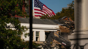 '트럼프 연회장' 거액 기부 기업들, 정부 계약 뭉칫돈 수주