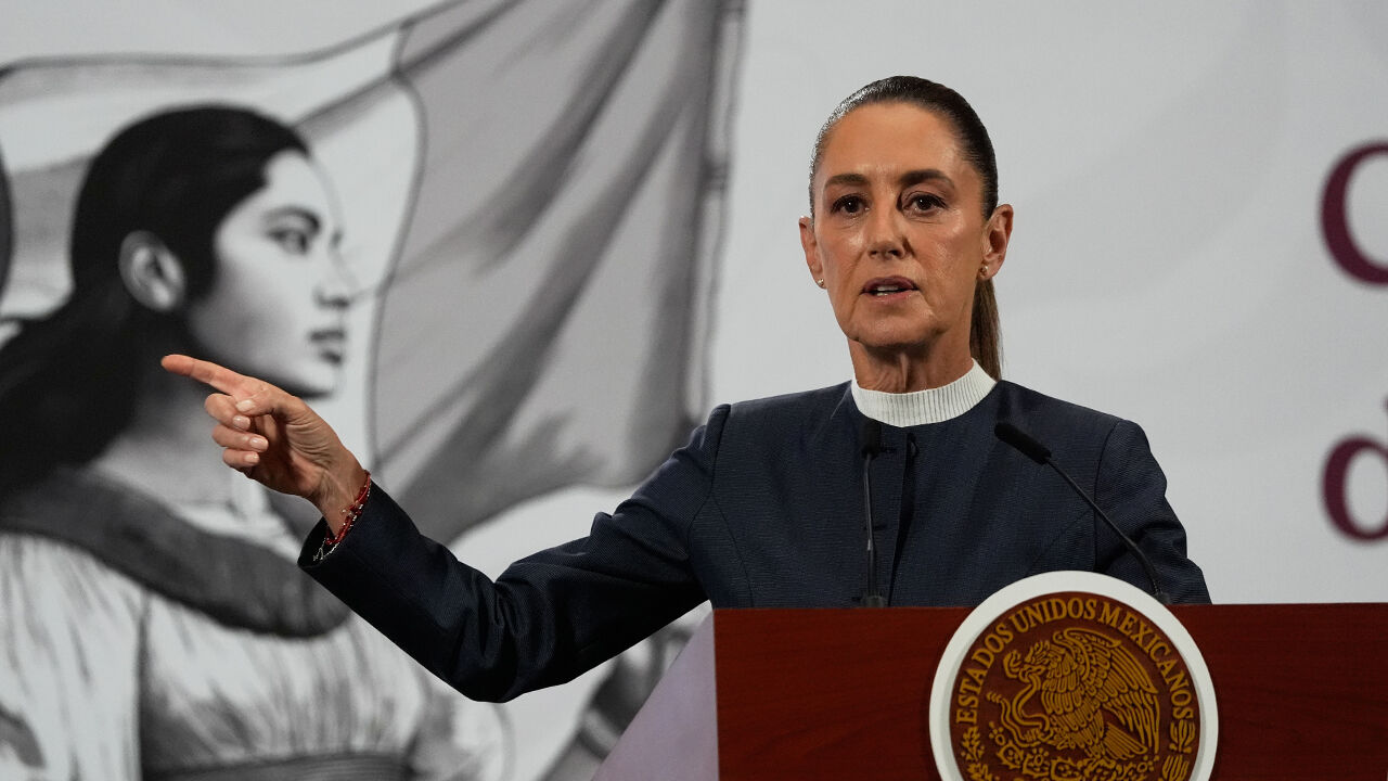 카르텔 폭력 심화에 성난 멕시코 주민들…연일 거센 시위