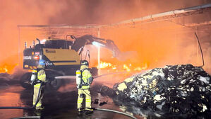 포천 공장 큰불…8시간 만에 완진