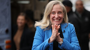 '트럼프 민심 풍향계' 미 버지니아 주지사 민주당이 탈환