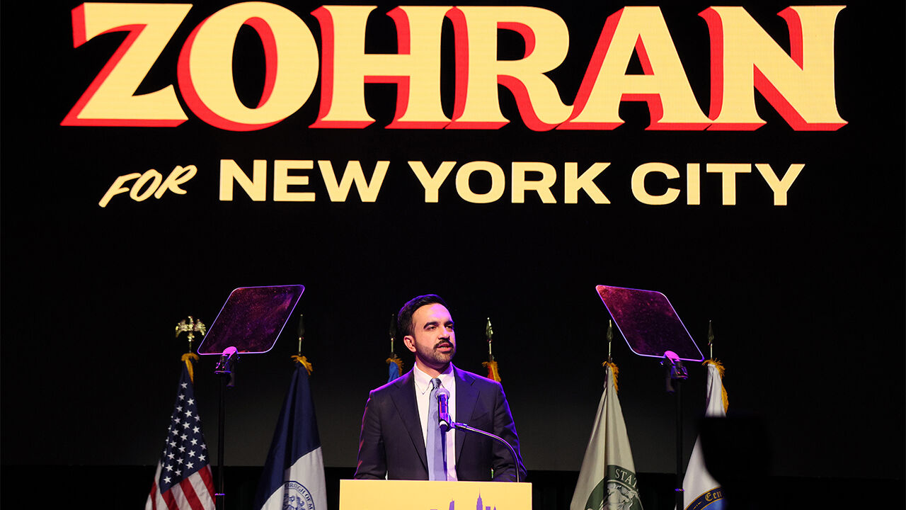 지지율 1% 사회주의자→ 뉴욕시장…"대이변 원인은 청년 공략"