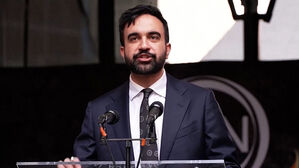 "무상 버스·보육 꼭 실천"…트럼프, 색깔론 공세