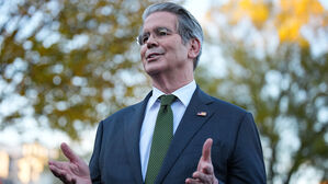 미국 베선트 "대법원 관세 소송 낙관"…백악관은 "암울"