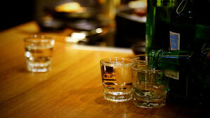 노상방뇨하다 잡히자 "나 높은 사람"…정체 깜짝