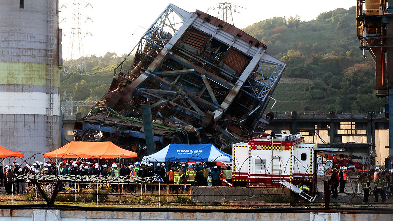 이틀째 밤샘수색에도 울산화력 실종자 2명 못찾아