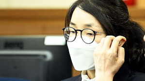 김건희 측·김기현 "클러치백 선물, '사회적' 차원일 뿐"…특검 수사