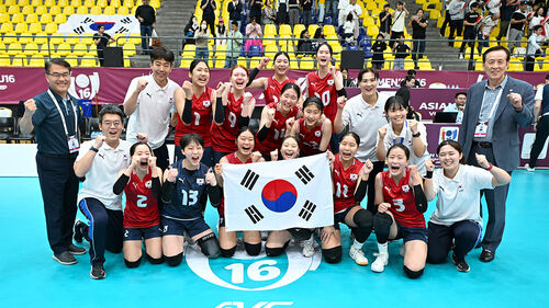 '손서연 34점' U-16 여자배구, 일본에 역전승으로 결승 진출