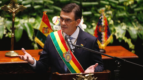 볼리비아 로드리고 파스 대통령 취임…경축 특사로 한준호 참석