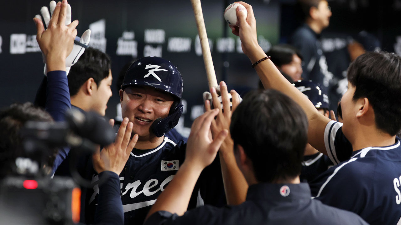 야구대표팀, 체코와 2차 평가전서 11대 1 대승…17안타 폭발