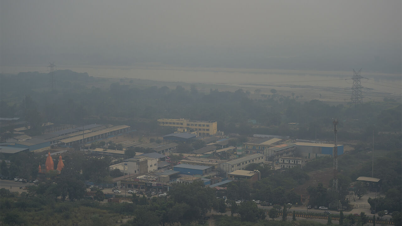 "숨 쉬는 게 그립다"…'대기오염 세계 최악' 인도 뉴델리서 시위