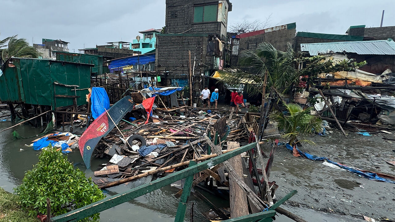 중국, '남중국해 갈등' 필리핀 대풍 피해 위로