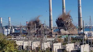 울산화력 4·6호기 발파 완료…구조물 잘라 수색 나선다