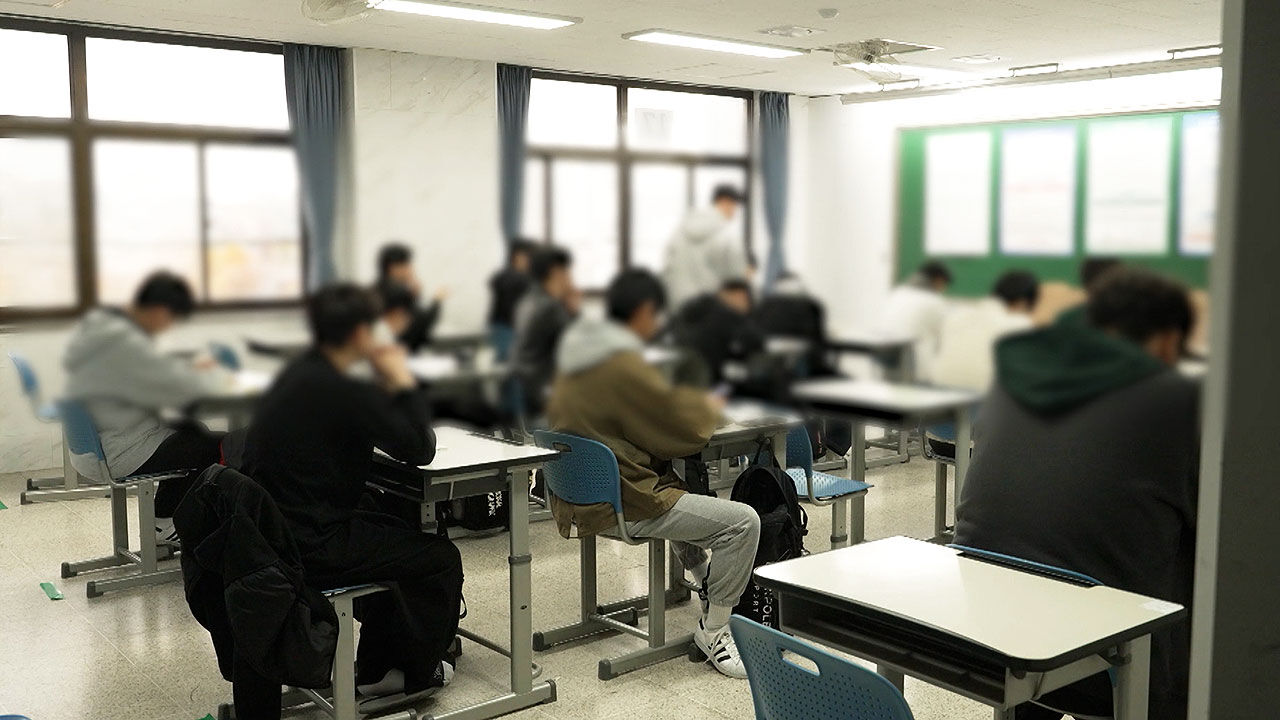 의대 모집인원 원점·'황금돼지띠' 3만 명 증가…더좁아진 대학문