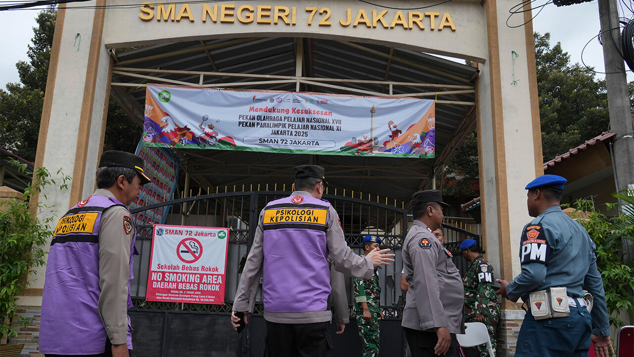 자카르타 고교 폭발사건 17살 용의자, 집에서 혼자 폭탄 제조