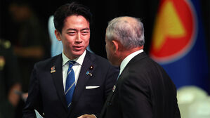 일본 방위상 "핵잠수함 도입 논의 당연…한국도 호주도 보유"