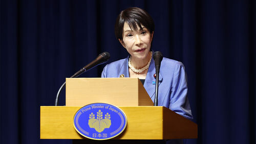 일본, 총리·장차관 급여 삭감…야당 "당당히 받아라" 비판