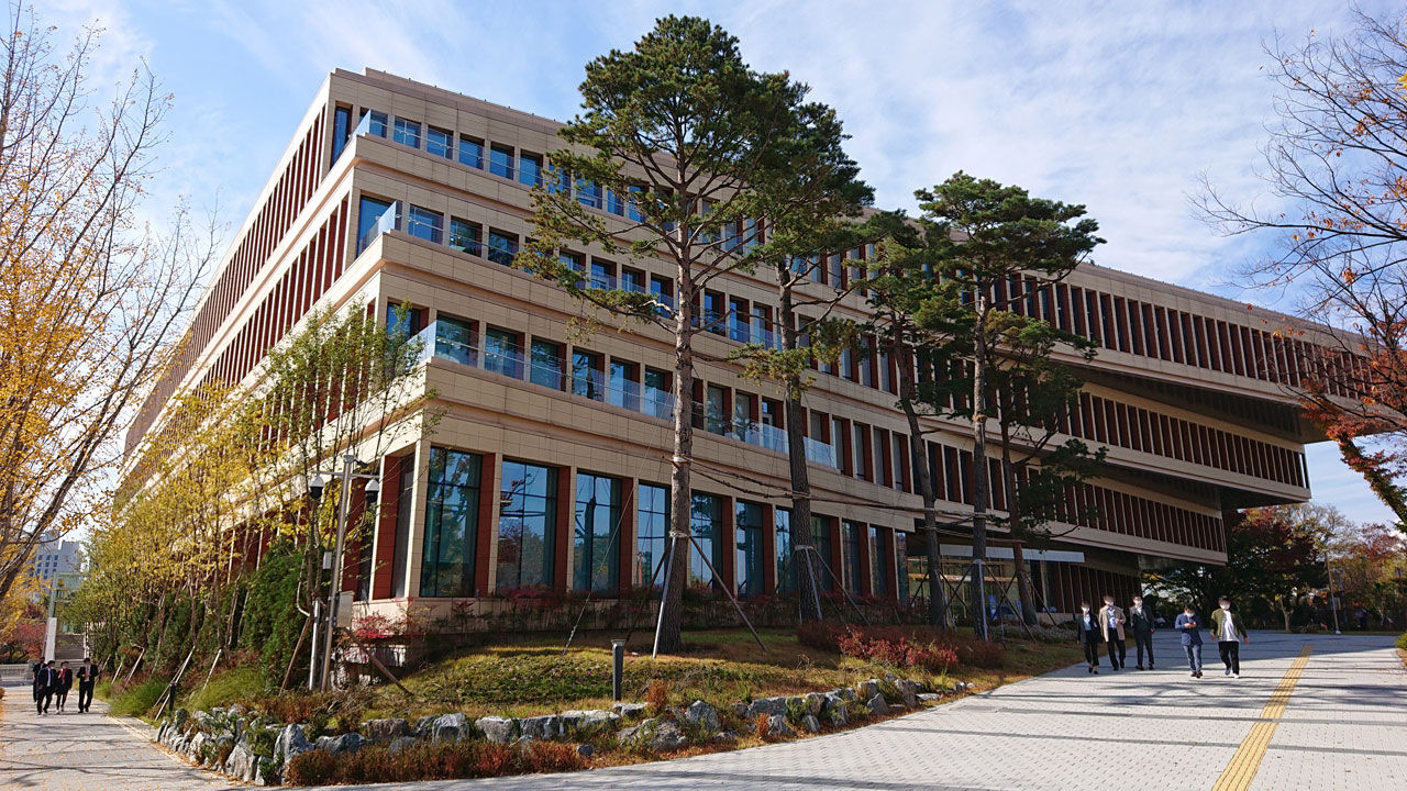 국회 경내서 음주운전한 40대 남성 적발…면허취소 수준