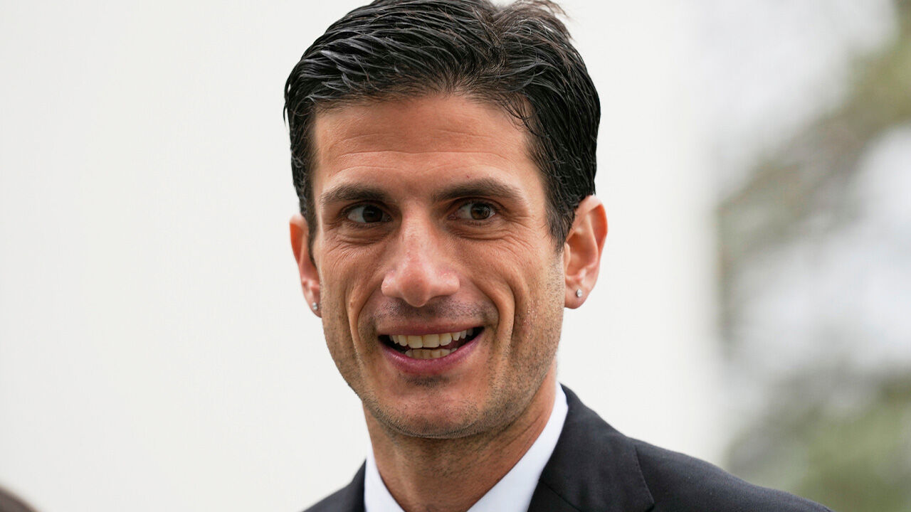 '170만' 팔로워 보유 케네디 외손자, 뉴욕서 하원의원 도전장